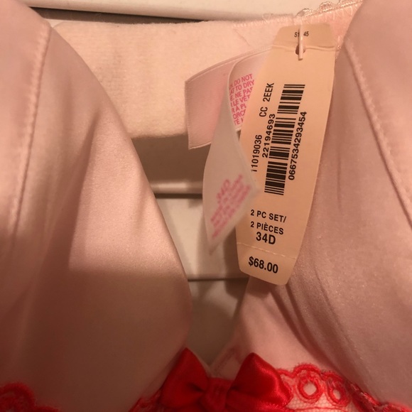 Victoria’s Secret teddy - Picture 2 of 2